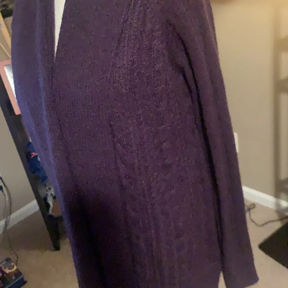 EUC cozy cardigan - Picture 2 of 5